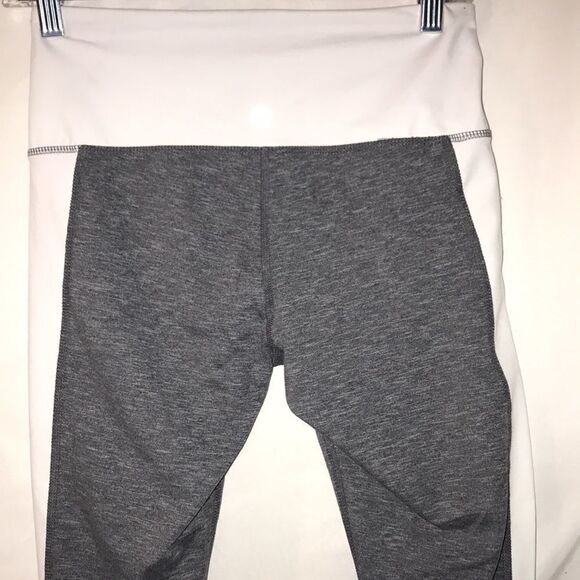 Marika Sport Women's White Gray Heather Cropped Leggings Size Small - Picture 4 of 7